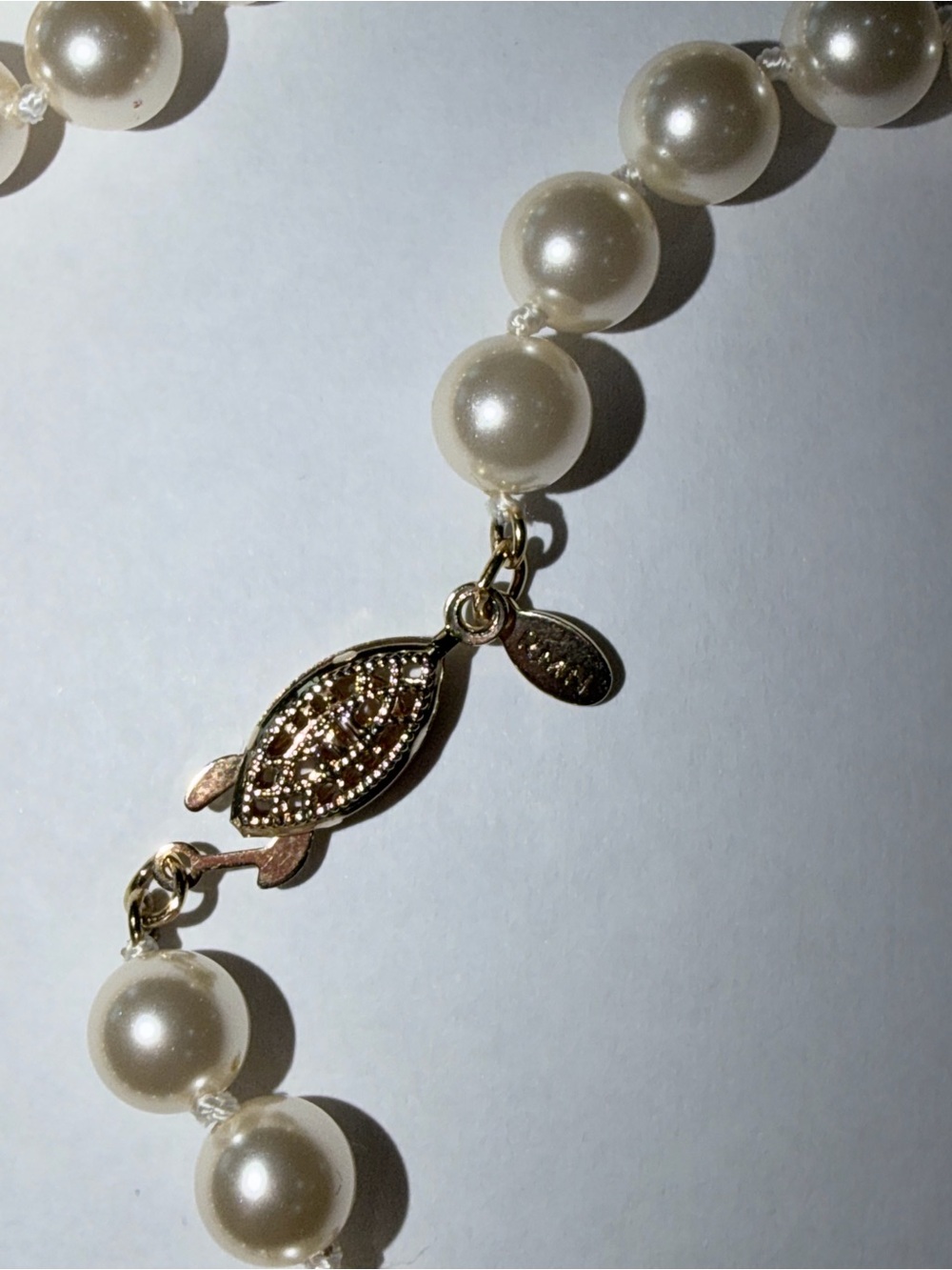 60” Pearl Strand Necklace with Gold Clasp The Roman Company - Picture 3 of 4